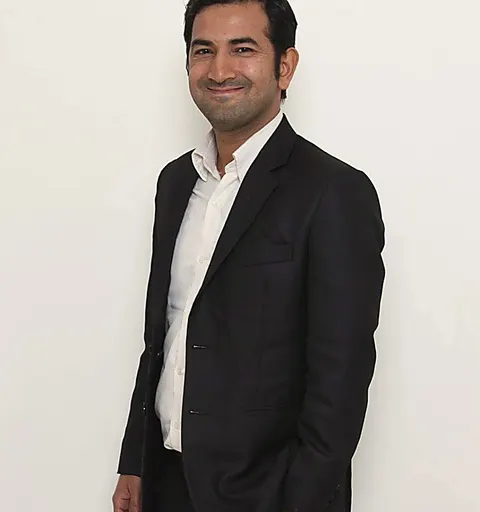 Keshab Chapagain, registered migration agent MARN 1576536